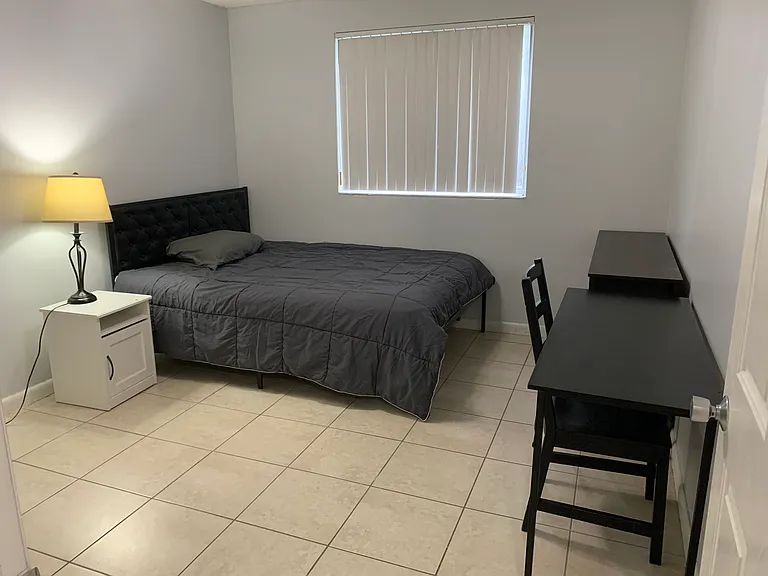 2640 S University Dr — Photo 16