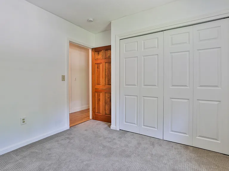 76 Groton Rd — Photo 20