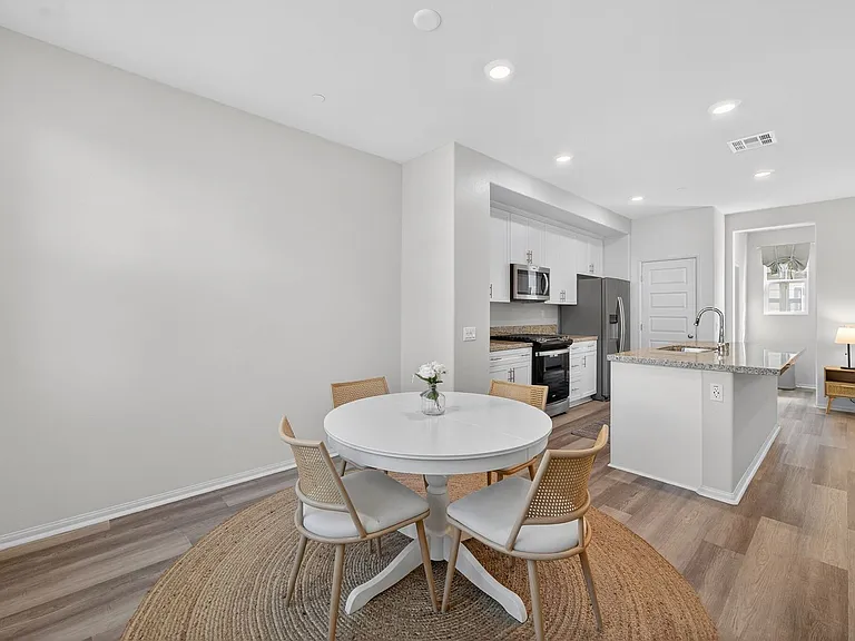 40379 Melrose Dr — Photo 20