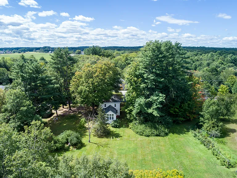165 Longwoods Rd — Photo 9