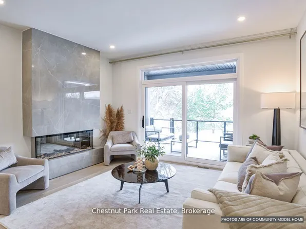 18 Pine Needle Way, Huntsville, ON P1H 0G4