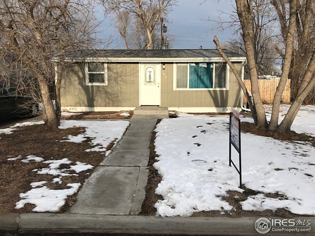 1st image of 104 Church Ct