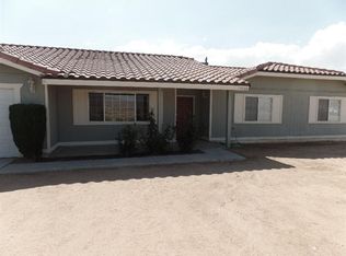 15068 Temecula Rd, Apple Valley, CA 92307