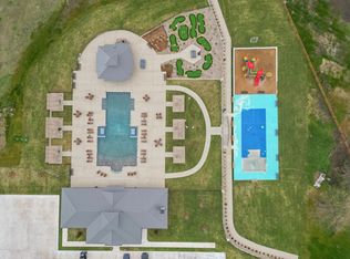 Bovine Ct, Red Oak, TX 75154