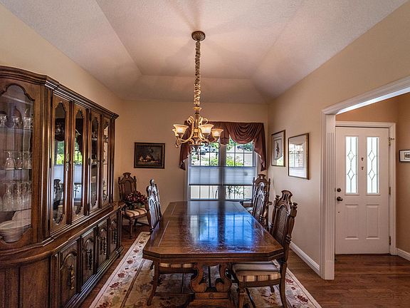 5th image of 81 Abington Pl