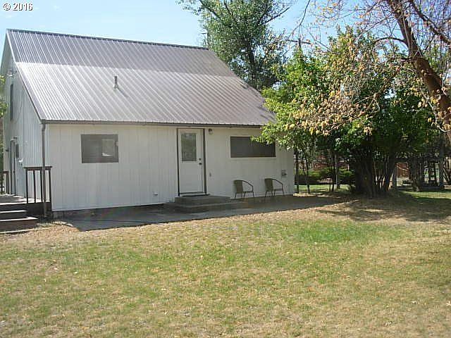2nd image of 603 W 2nd St