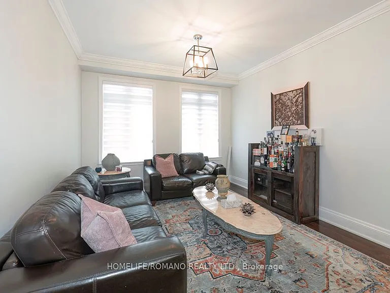 100 Falstaff Ave — Photo 5