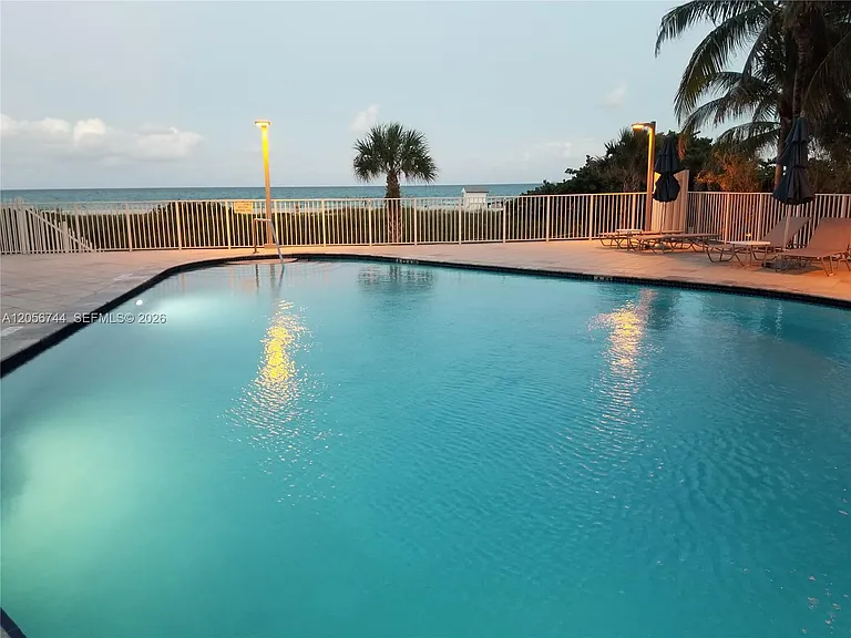 5825 Collins Ave #9C — Photo 65