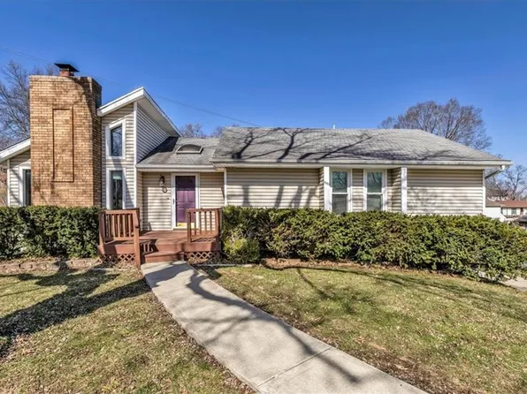 7826 N Garfield Ave, Gladstone, MO 64118