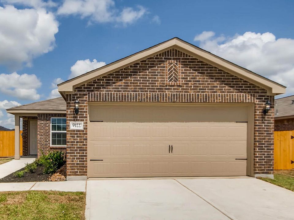 The Pecan by LGI Homes at Seacrest