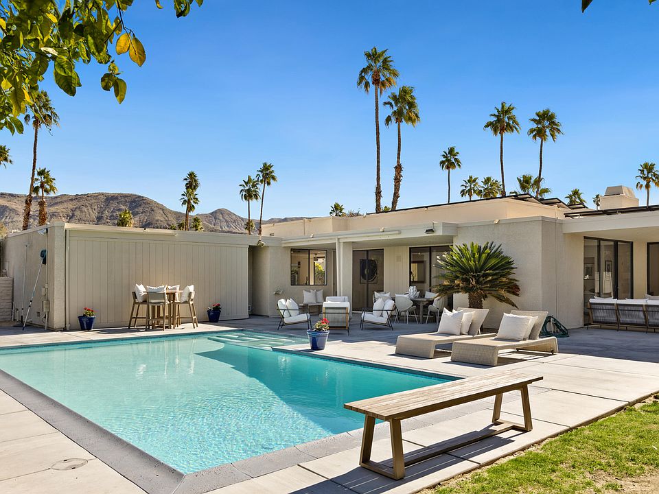 1st image of 2643 Canyon Dr S