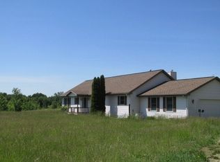 8260 Bird Lake Rd S, Osseo, MI 49266