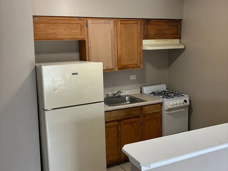 12500 S Lincoln St — Photo 11