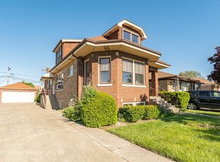 7744 N Waukegan Rd, Niles, IL 60714