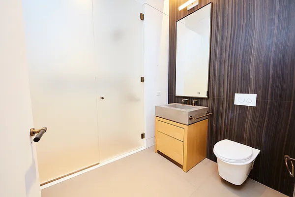 Sold by Owner | media 21