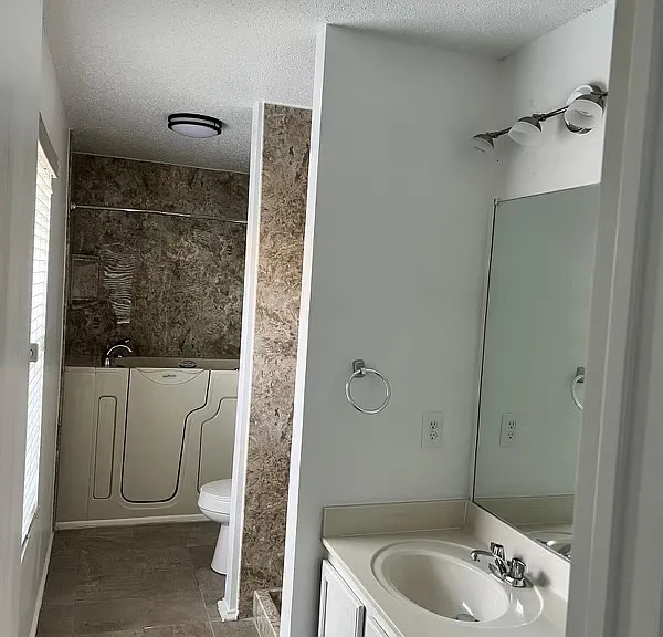 2100 Bliss Rd — Photo 6
