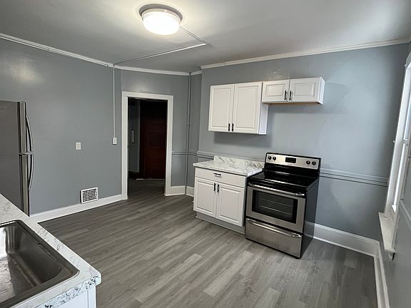 3rd image of 171-173 Edgewood St #1