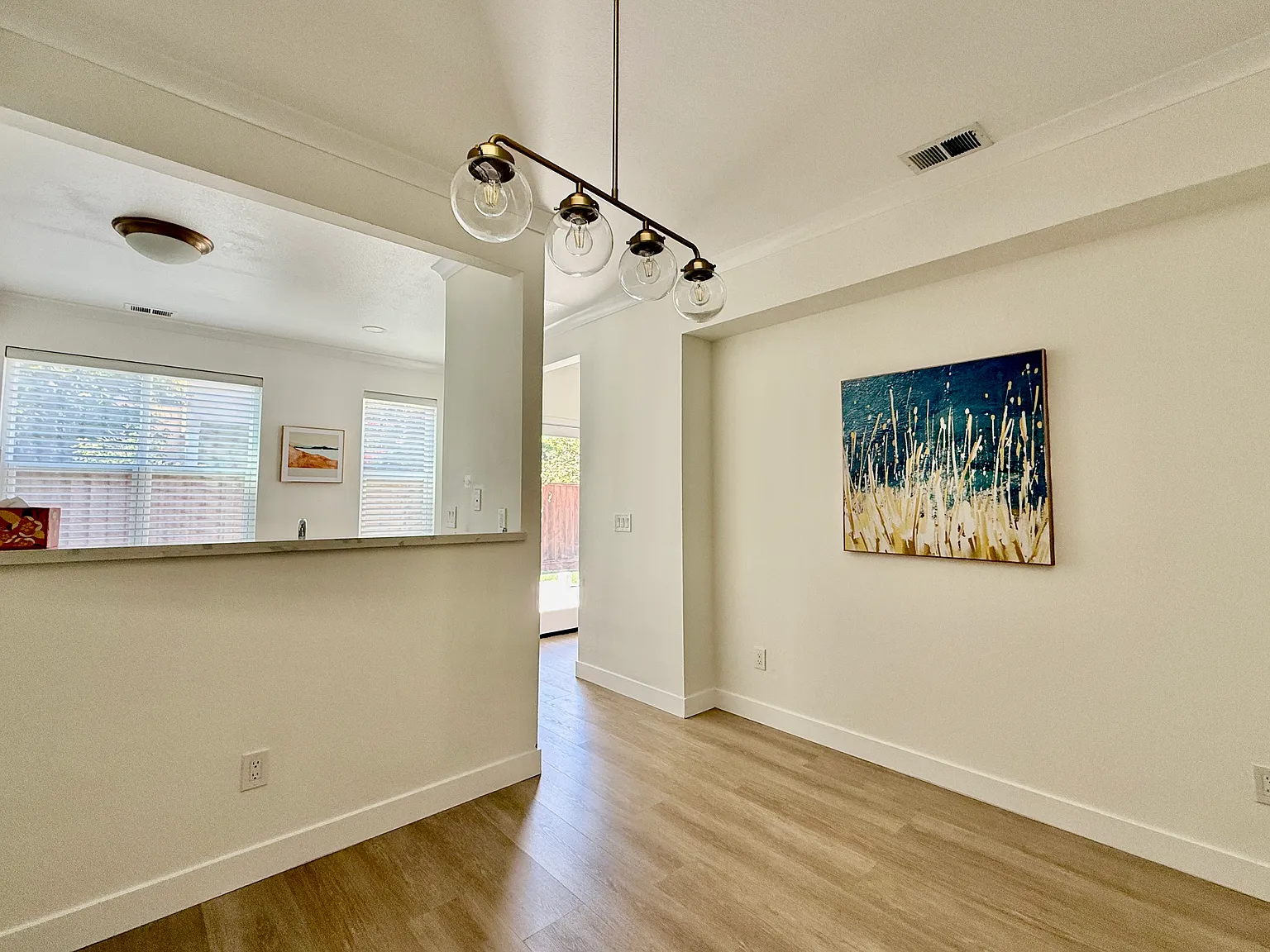 3 bed, 2.5 bath, 1290 sqft, $6,500 — Photo 4