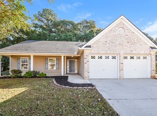 123 Berkley Dr, Villa Rica, GA 30180