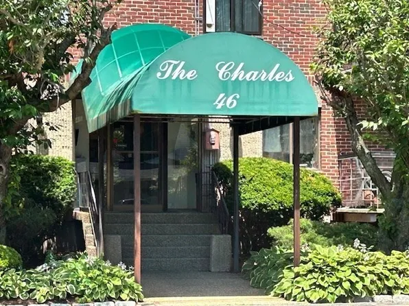 46 Cochituate Rd APT 206, Framingham, MA 01701