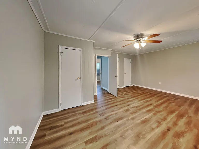 2225 Lisa Ann Dr SE — Photo 10