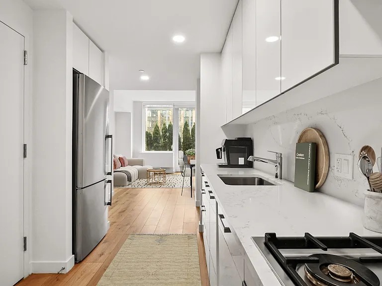 180 Broome St #708 — Photo 19