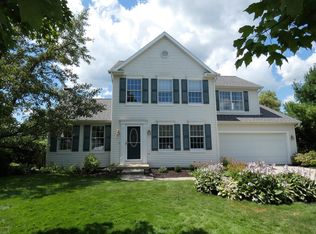 7497 Tillicum Trl NE, Rockford, MI 49341