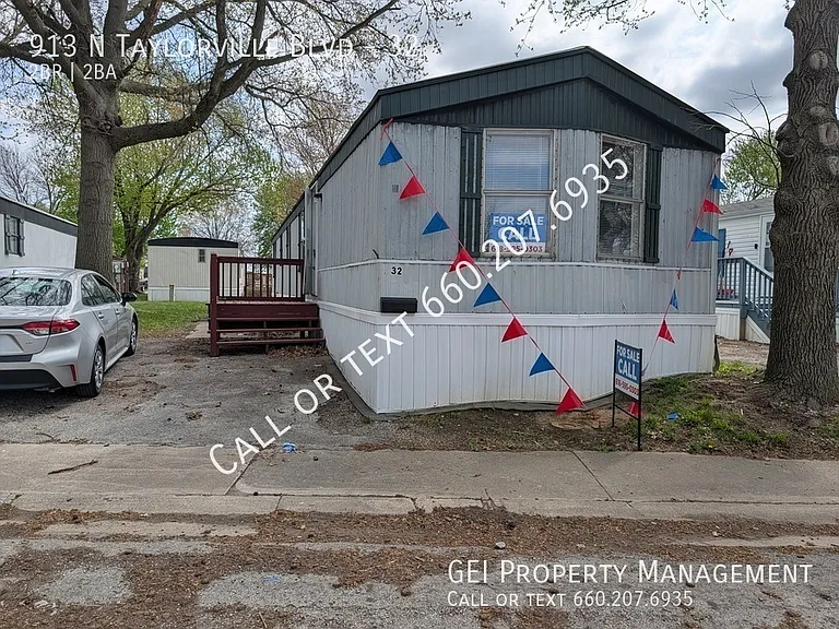 913 N Taylorville Blvd #32 — Photo 14