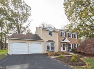 274 Newgate Rd, Langhorne, PA 19047