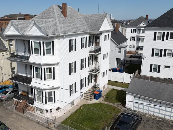 24 Lombard St, New Bedford, MA 02740