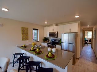 4730 9th Ave NE #7, Seattle, WA 98105