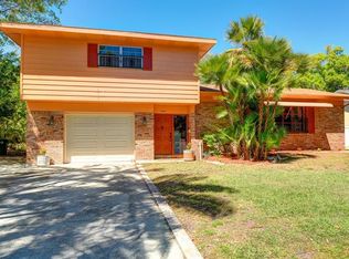 7402 Park Dr, Tampa, FL 33610