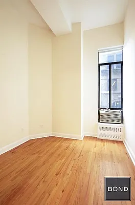 Rented by Bond New York | media 13