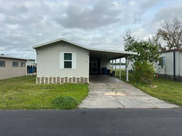37 Hide A Way Ln, Winter Haven, FL 33881