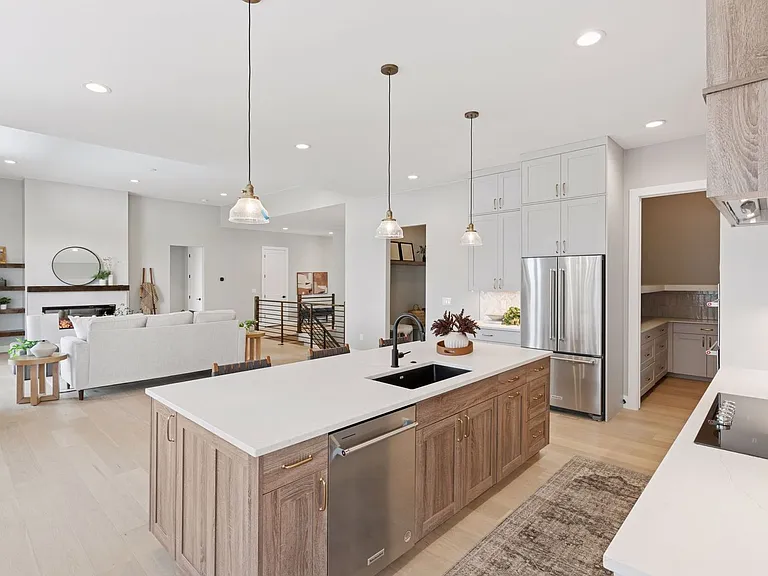 1425 Burt Ave — Photo 8