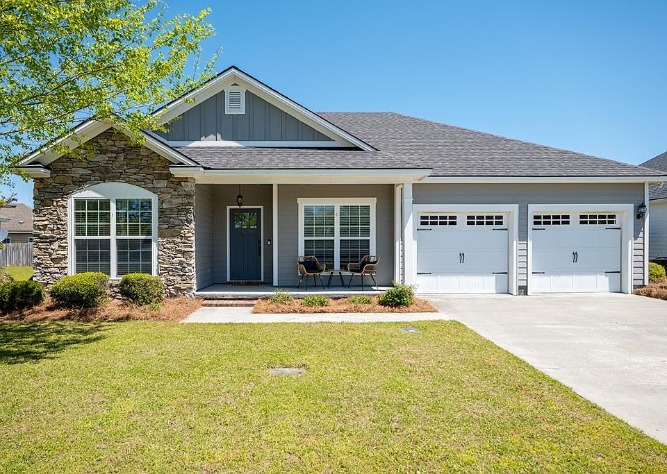1st image of 136 Whippoorwill Dr