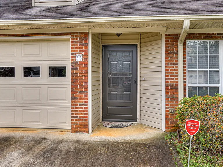 26 Macaulay Pl — Photo 2