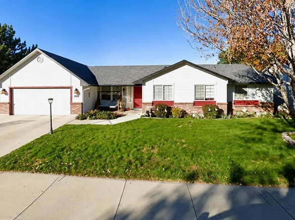 349 S Lodestone Ave, Meridian, ID 83642