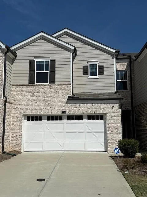 950 Sunny Lake Dr
