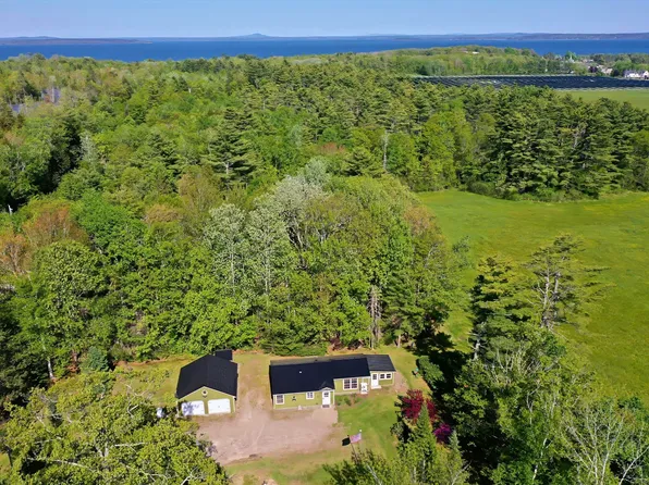 3 Reeds Lane, Belfast, ME 04915