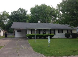 1254 E Wanda Dr, Greenville, MS 38703