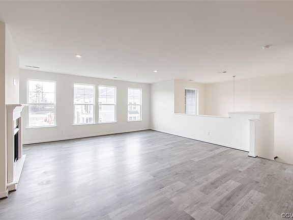 5th image of 12101 Oxford Landing Dr #201