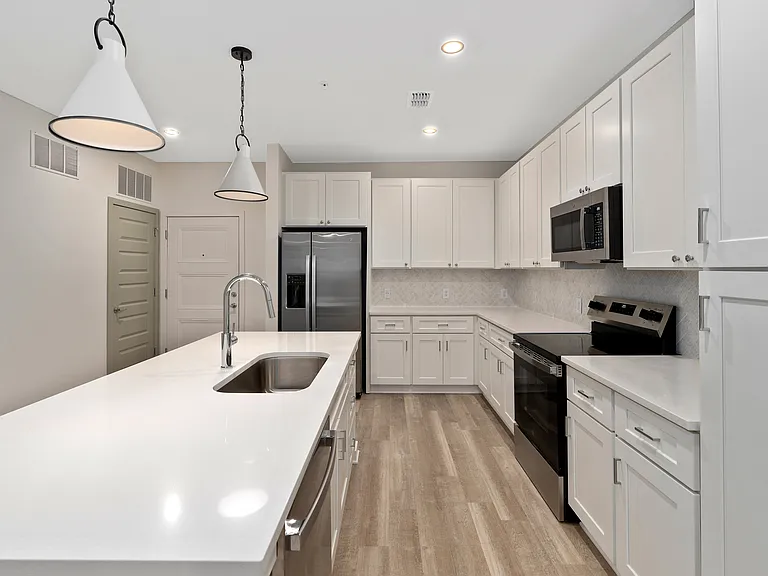 Cavala Apartments — Photo 51