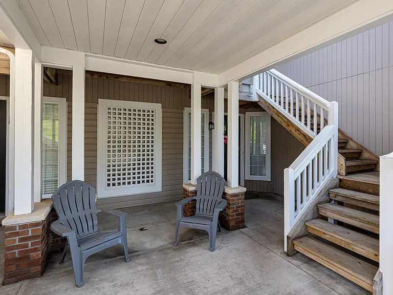 127 Greenwood Dr #8 — Photo 3
