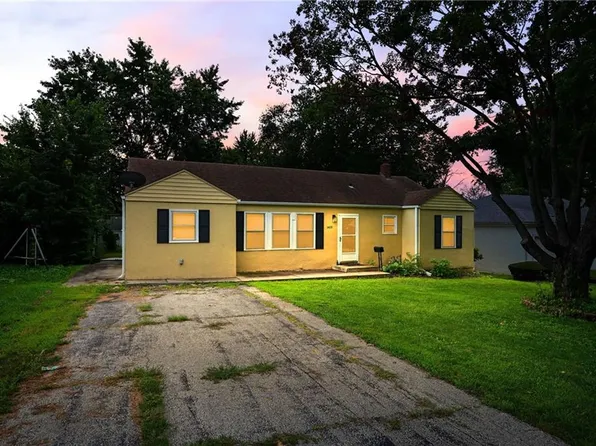 1409 W Scott Pl, Independence, MO 64052