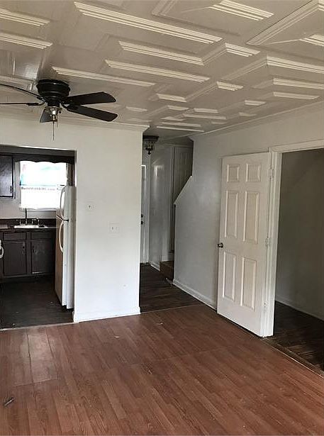 2nd image of 6997 Oakhill Cir
