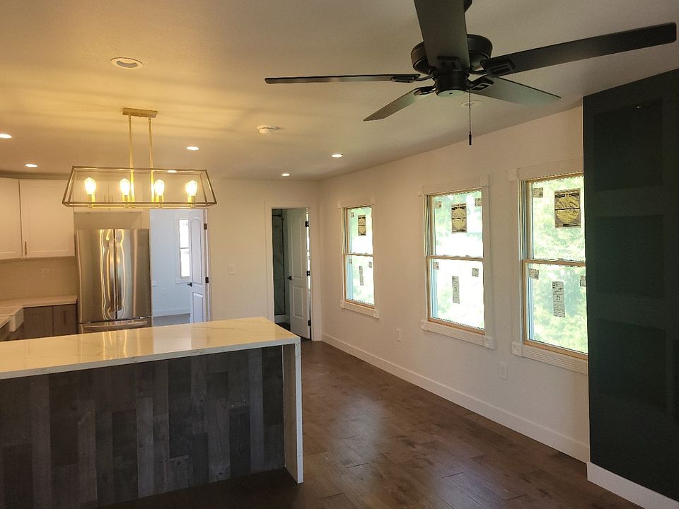 1st image of 202 N Avenue 52 APT 4