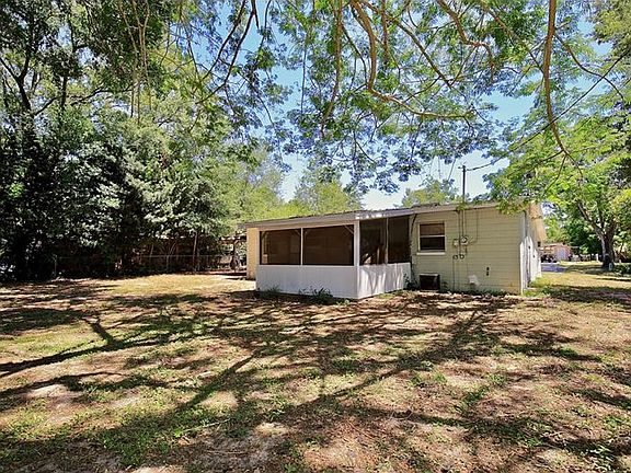 2nd image of 1219 Admiral Dr