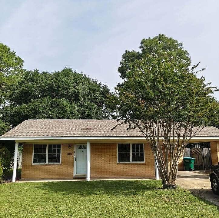 1st image of 433 McGuire Cir