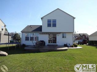 56723 Winding Creek Dr, Macomb, MI